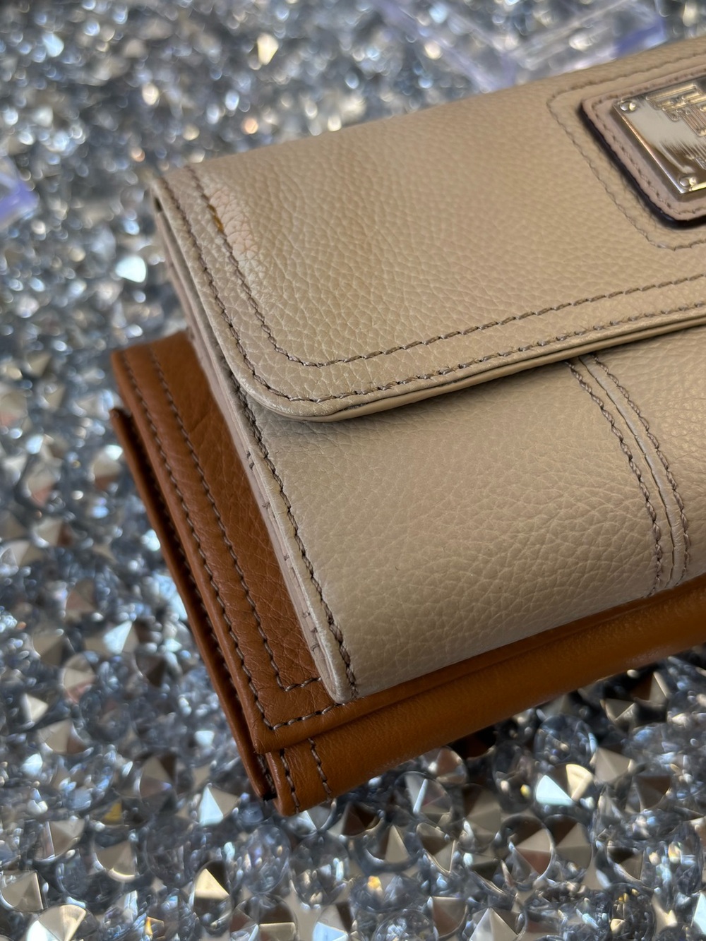 Tignanello bundle of 2 NWOT - Picture 14 of 17